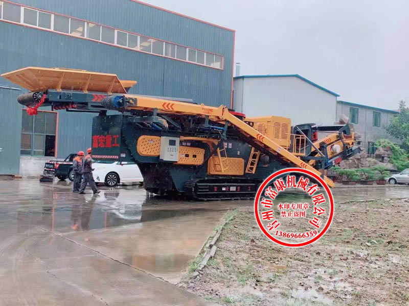 移動(dòng)碎石機(jī)廠(chǎng)家成品率高 有電機(jī)動(dòng)力、柴油動(dòng)力兩款配置，滿(mǎn)足你的不同需求